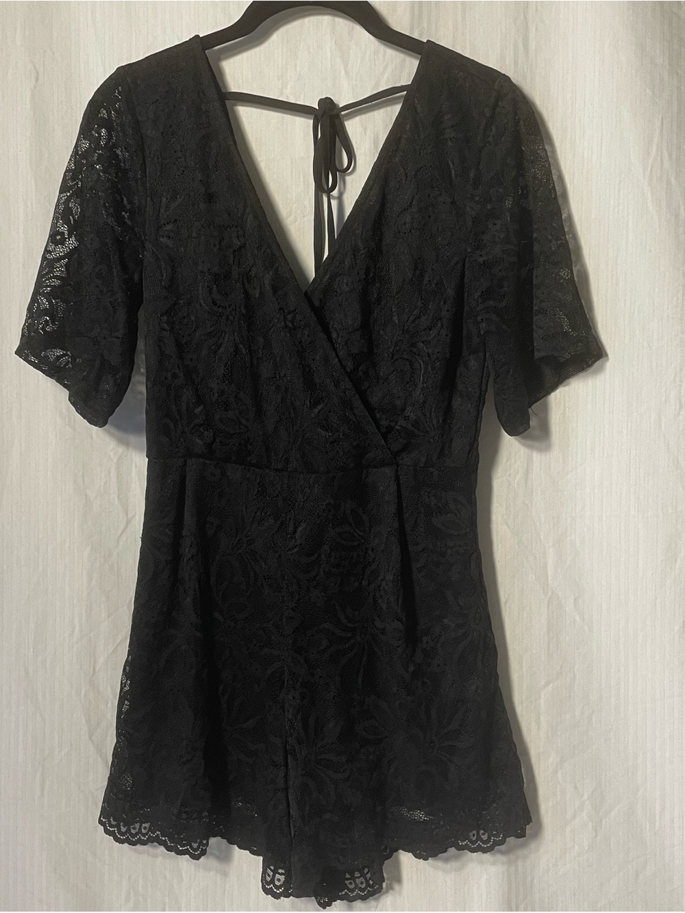 Mi Ami Black Lace V-Neck Romper